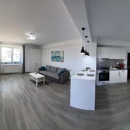 Ls Lake Apartment Mamaia Nord Năvodari Exterior foto